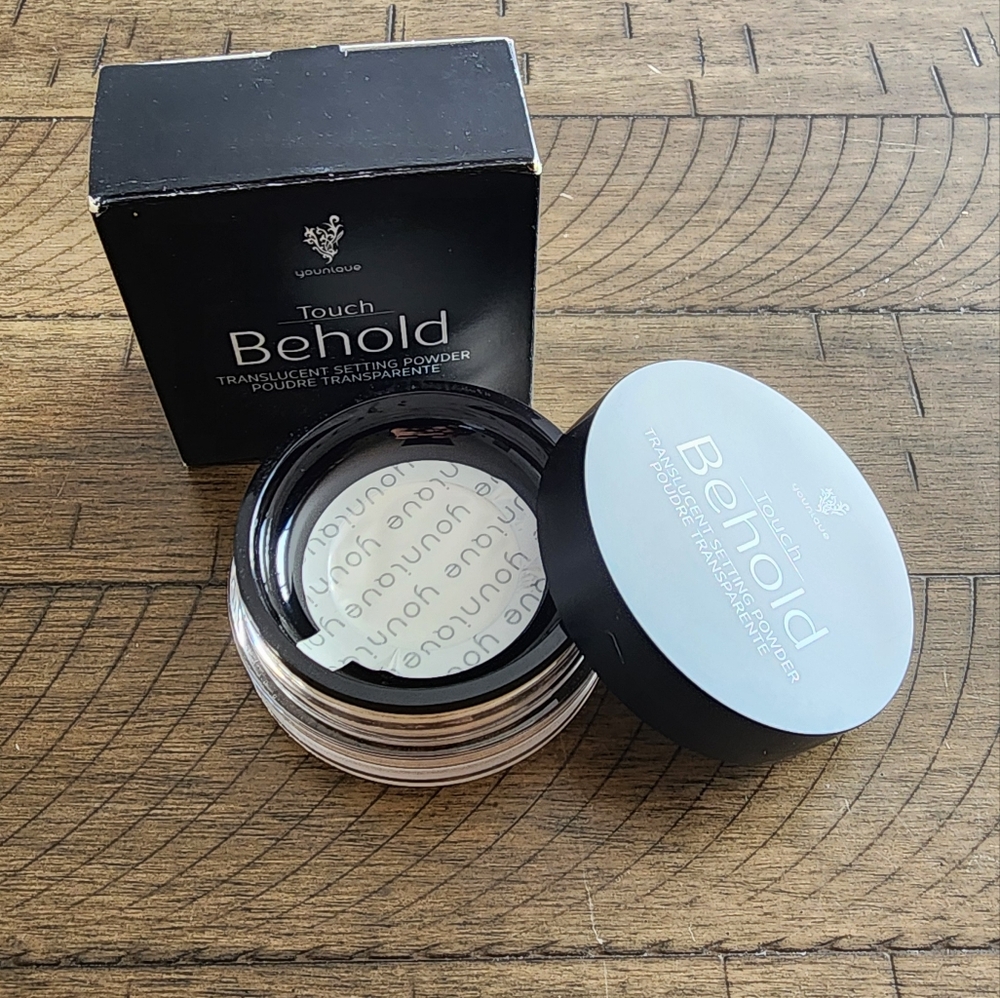 Younique Touch Behold Translucent Setting Powder - Net Wt. 105 g/ 0.37 oz